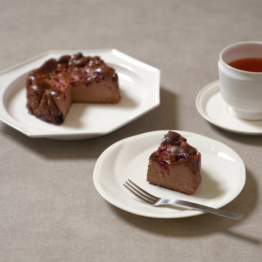 バスクチーズケーキ チョコラズベリー ◎ / 誕生日 バースデー 内祝い 1ホール