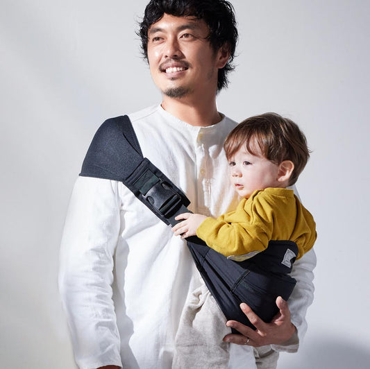 Shoulfy(ショルフィー)ブラック/ 抱っこ紐 10mois