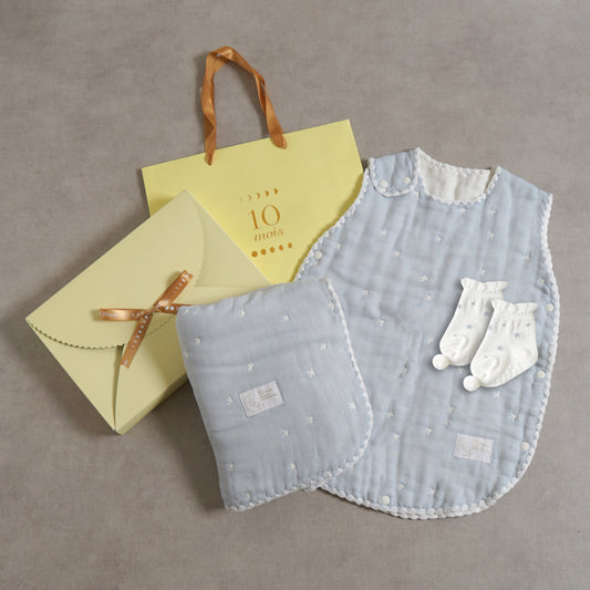 1万5千円ぴったり 出産祝いギフトセット ブルー/ 名入れ刺繍可