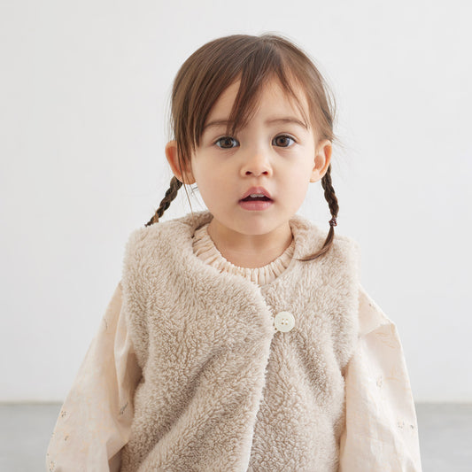 リバーシブルファーベスト ライトベージュ 新生児~90cm頃まで
