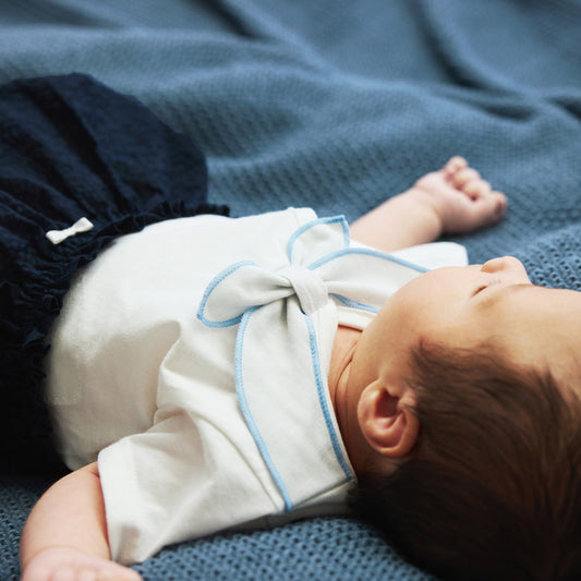 PATTO SATTO OMEKASHI ホワイト (半袖チーフ) 50-60・60-70cm