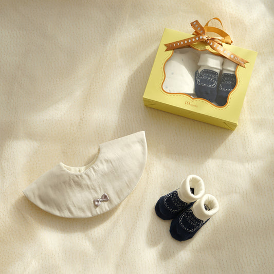 プチギフトボックス スタイ・くつした ホワイトネイビー / 出産祝い●