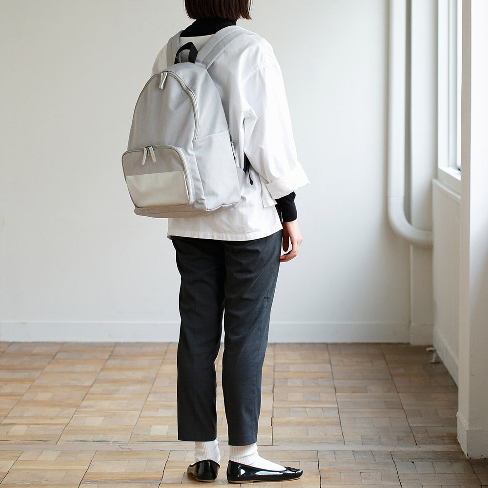 サコッシュ・巾着つきマザーズリュック ブラック ★