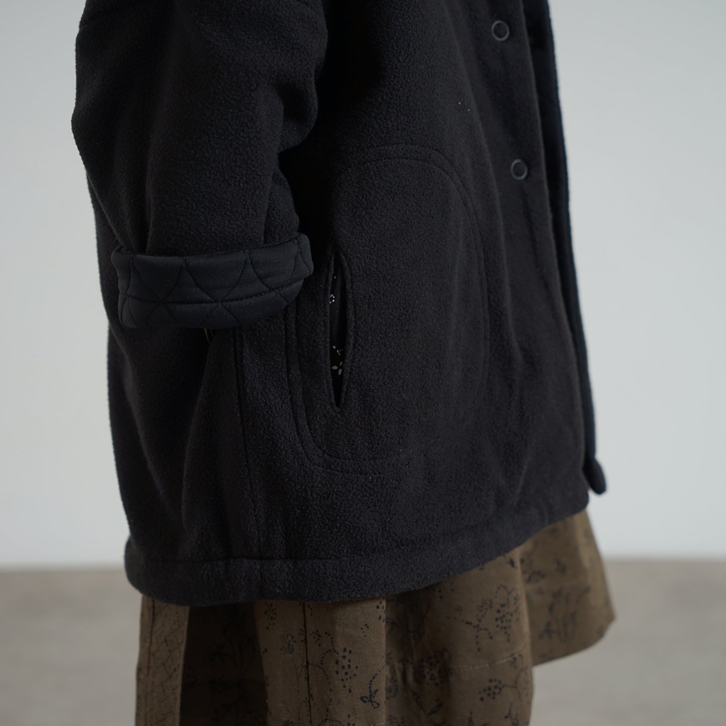 リバーシブルコクーンジャケット ブラック 80-90cm
