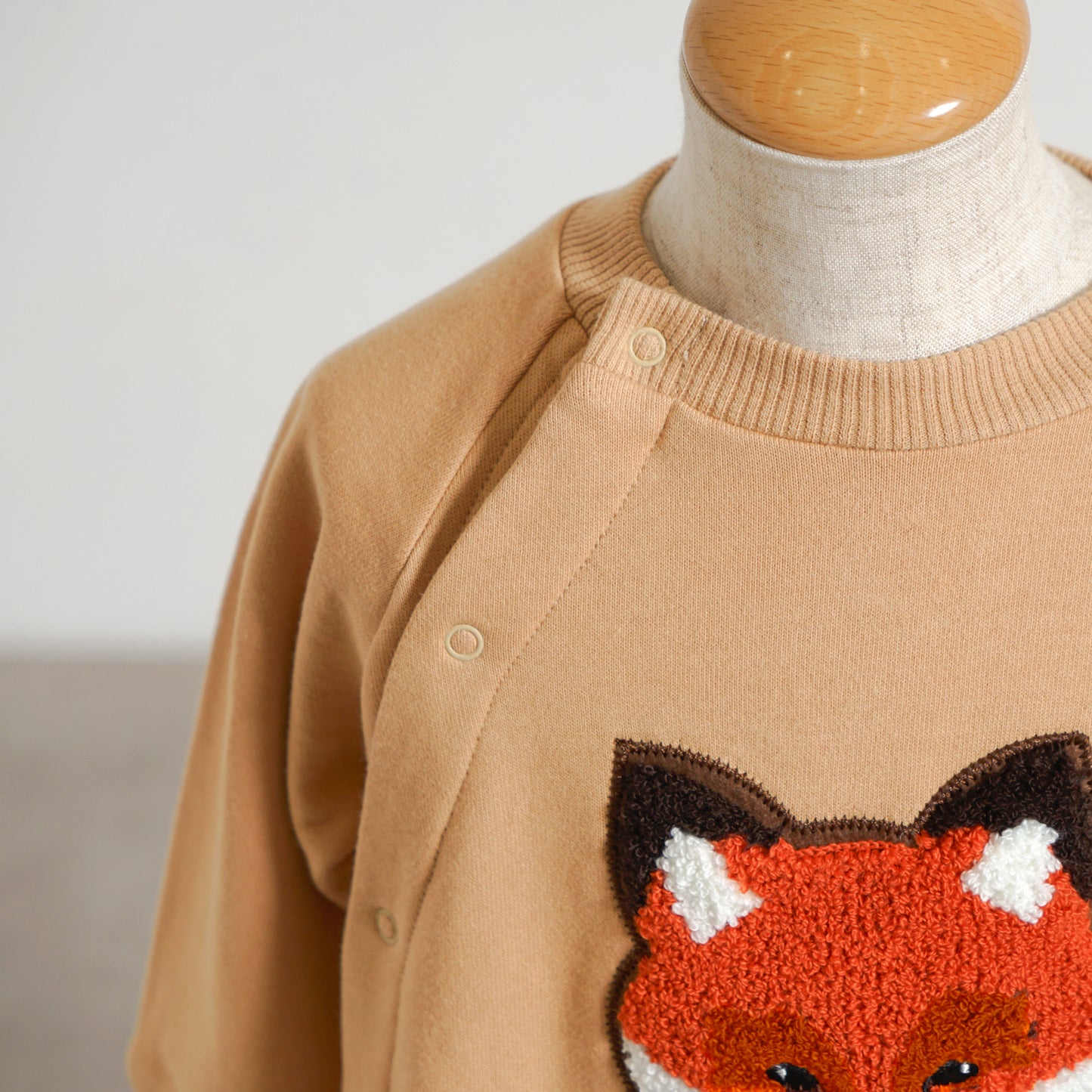 きつねワッペン裏毛ロンパース ライトオレンジ 70・80cm