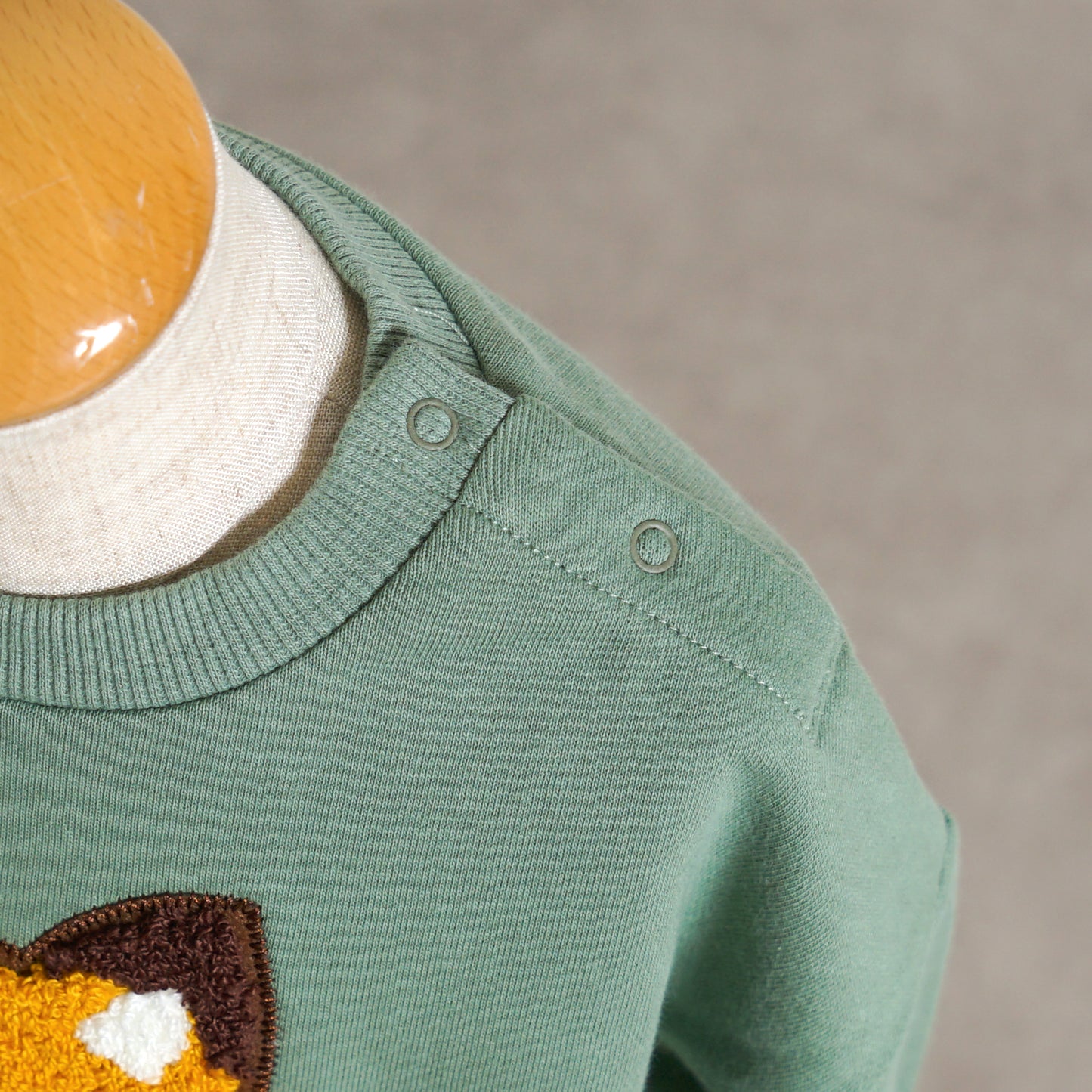 きつねワッペン裏毛トレーナー モスグリーン 80・90・100・110cm