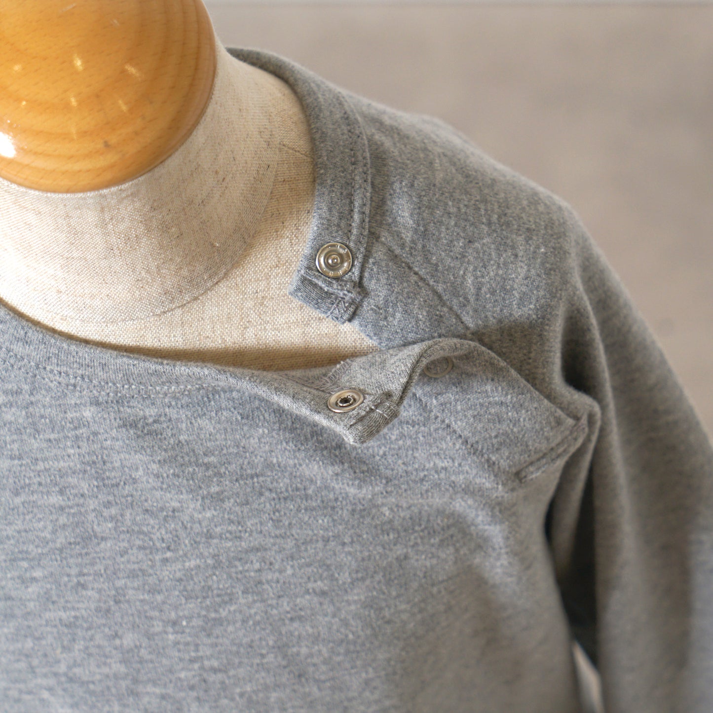 フクロウ肘パッチ長袖Tシャツ グレー 80・90・100・110cm