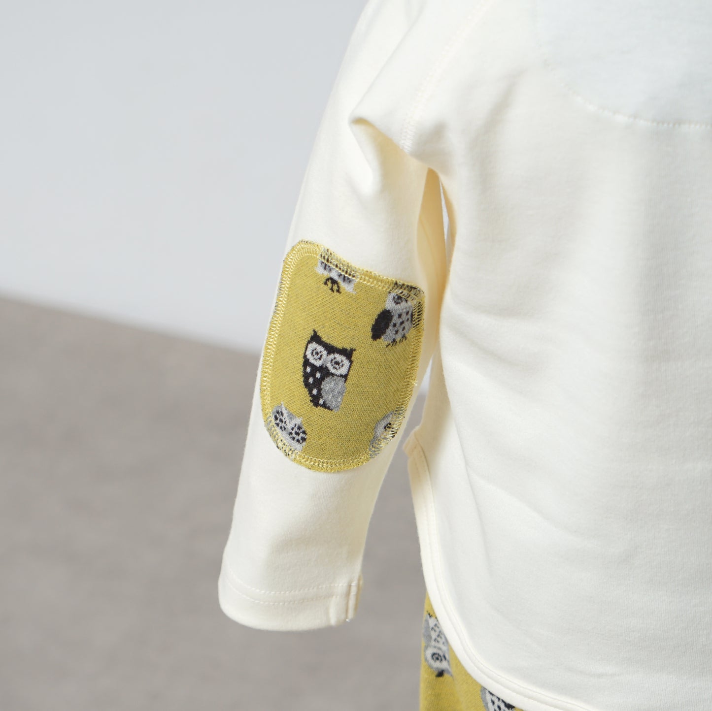 フクロウ肘パッチ長袖Tシャツ アイボリー 80・90・100・110cm