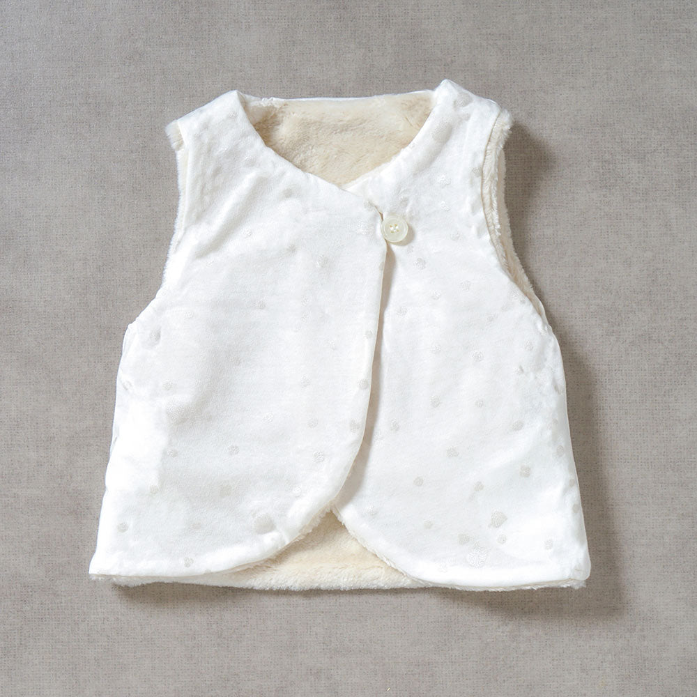 オーガニックコットンリバーシブルファーベスト キナリ 新生児-90cm頃まで