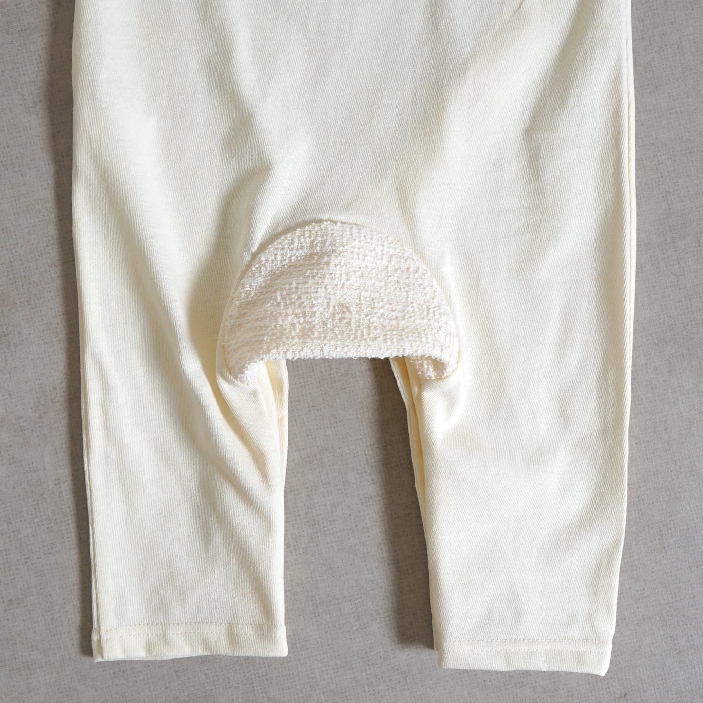 moonロンパース クリーム 70・80cm