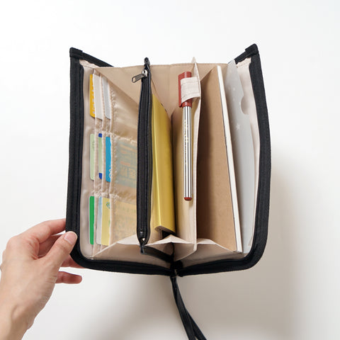 マティス 母子手帳ケース 愛の精神