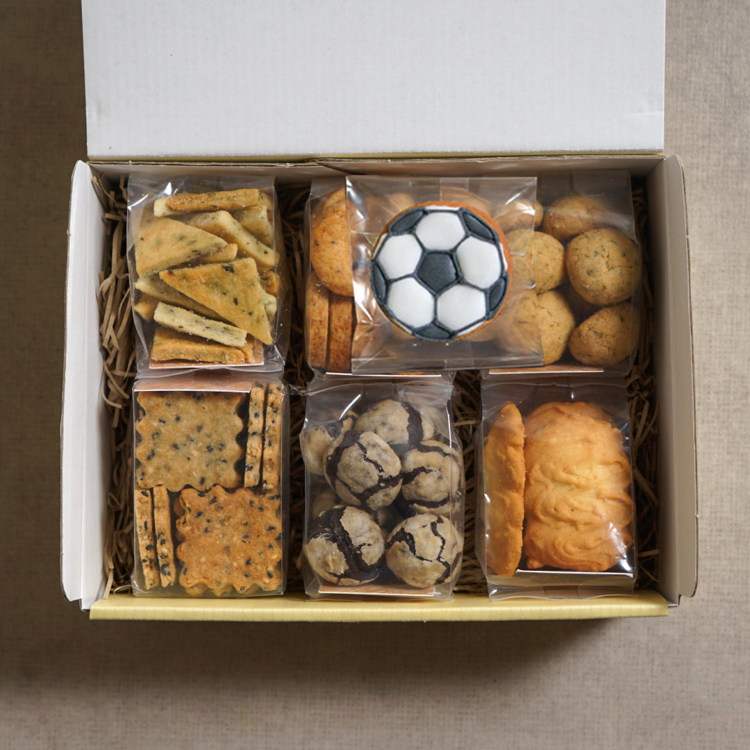 おつまみクッキーセット サッカーボールのアイシングクッキー付き / スポーツ観戦◎