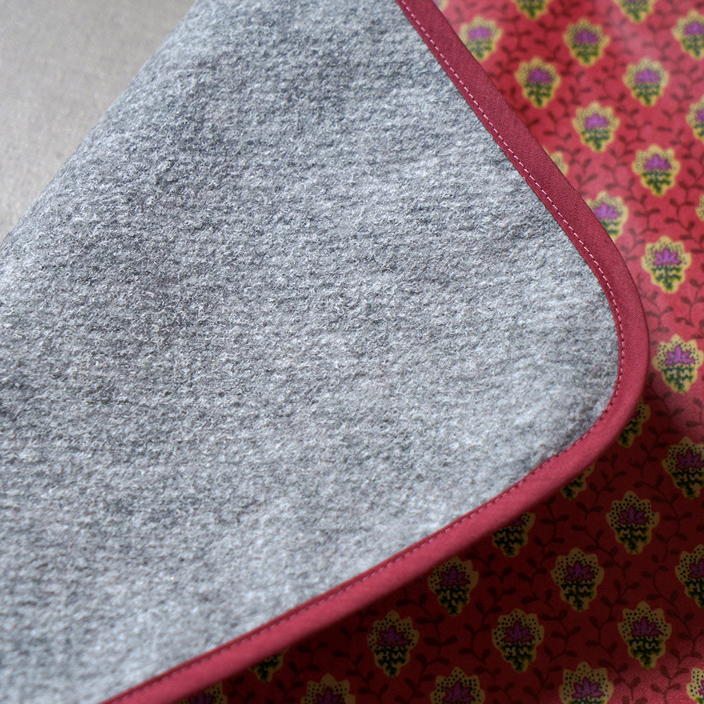 食べこぼしキャッチマット ピンク