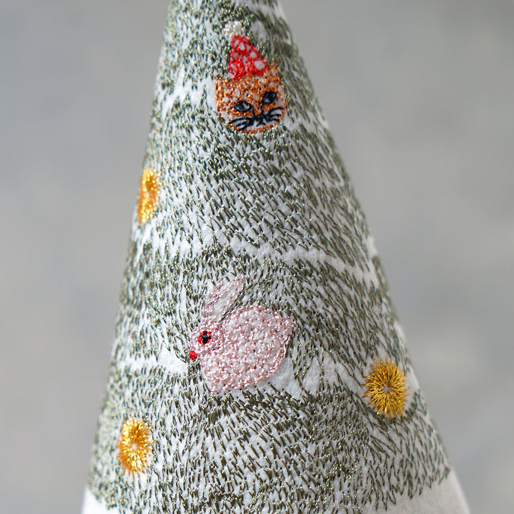 クリスマス 刺繍スタンドツリー / Matsuo Miyuki クリスマスツリー