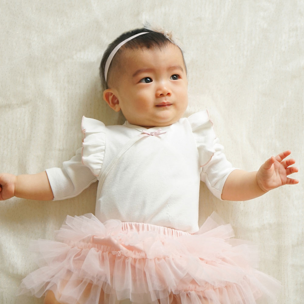 PATTO SATTO OMEKASHI ホワイト (長袖フリル) 50-60・60-70cm