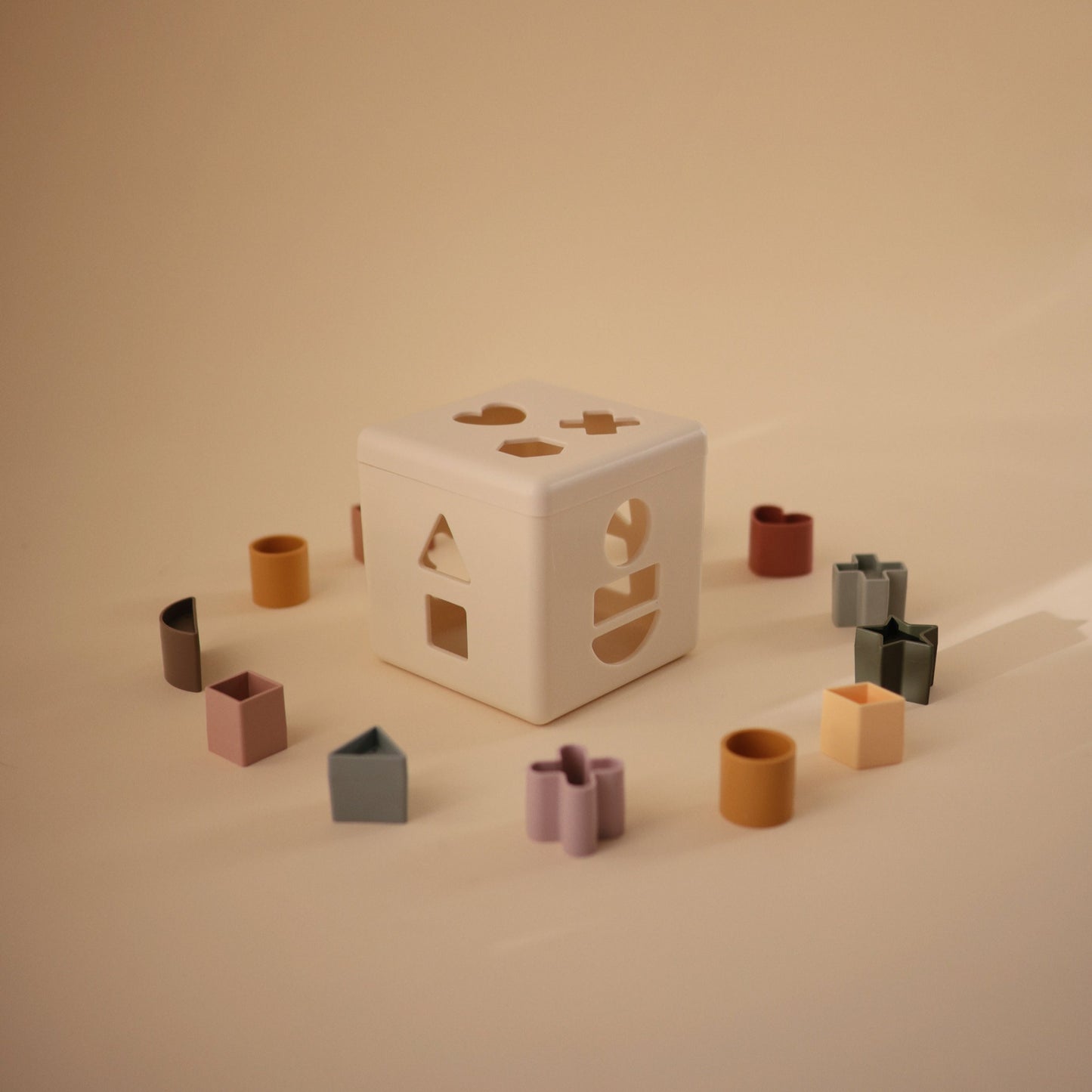 シェイプソーティングボックス 型はめパズル / mushie