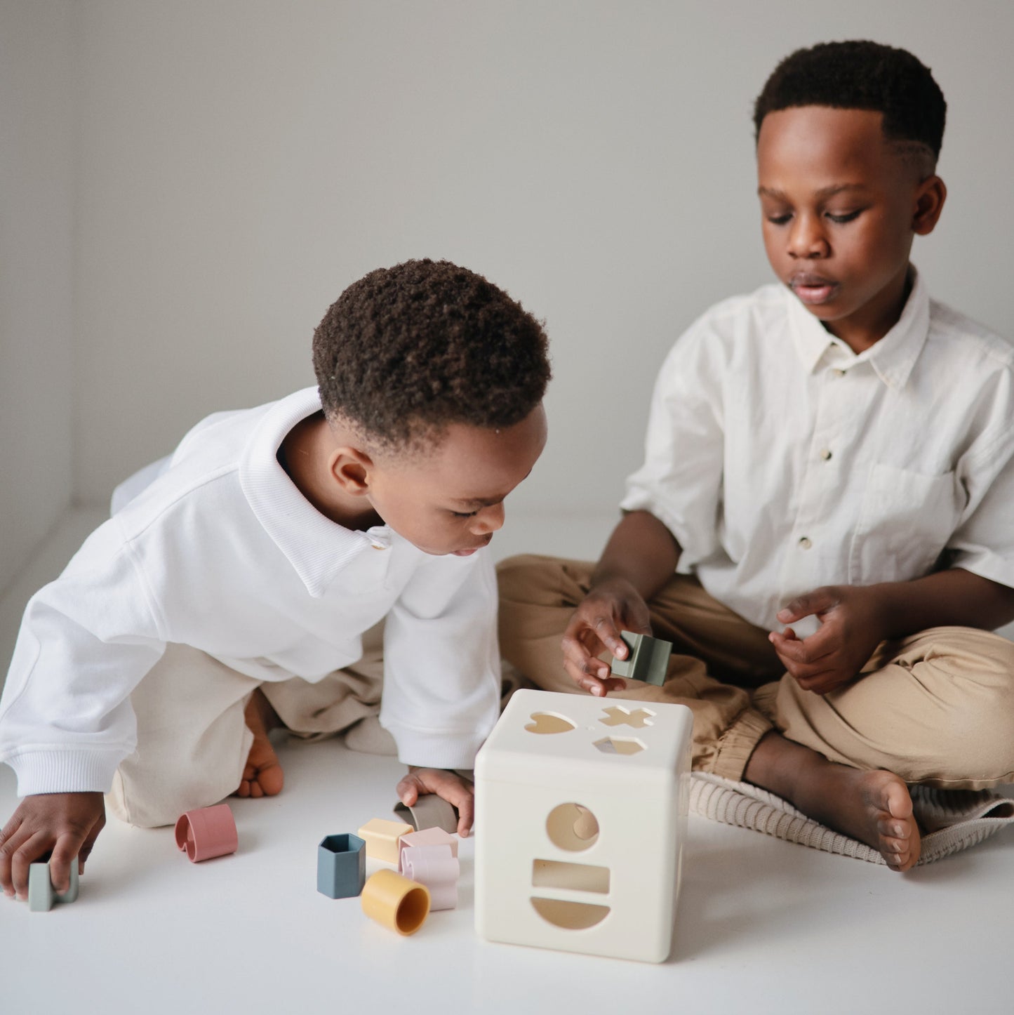 シェイプソーティングボックス 型はめパズル / mushie