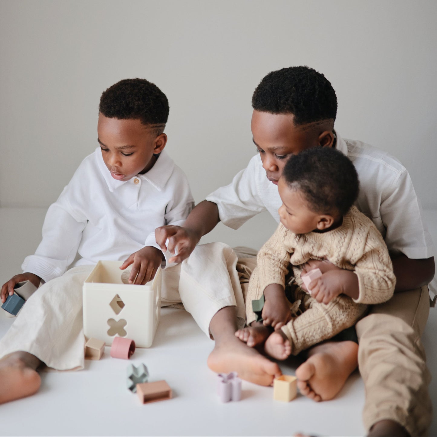 シェイプソーティングボックス 型はめパズル / mushie