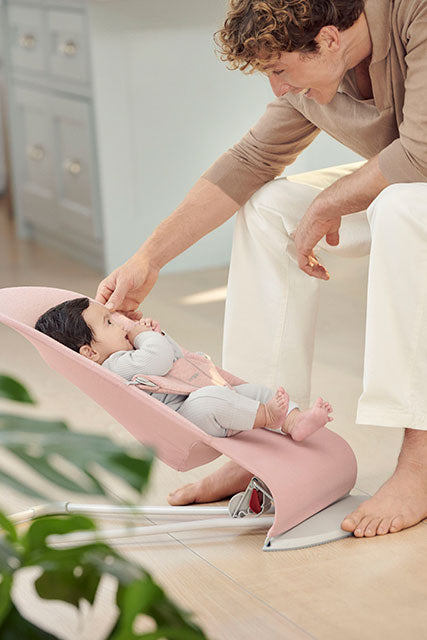 バウンサーBliss 3Dジャージー ライトピンク/ ベビービョルン