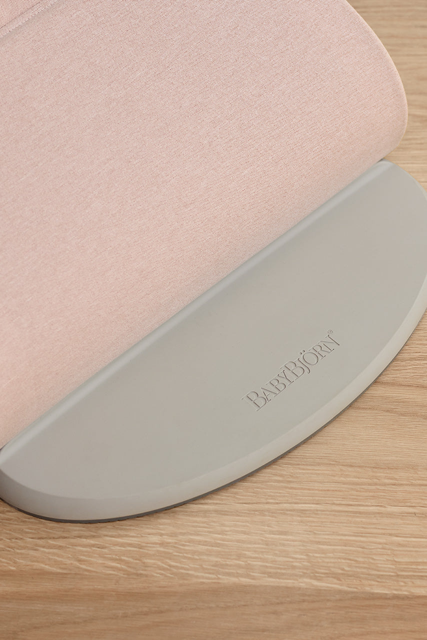 バウンサーBliss ウーブン ライトピンクメランジ / ベビービョルン