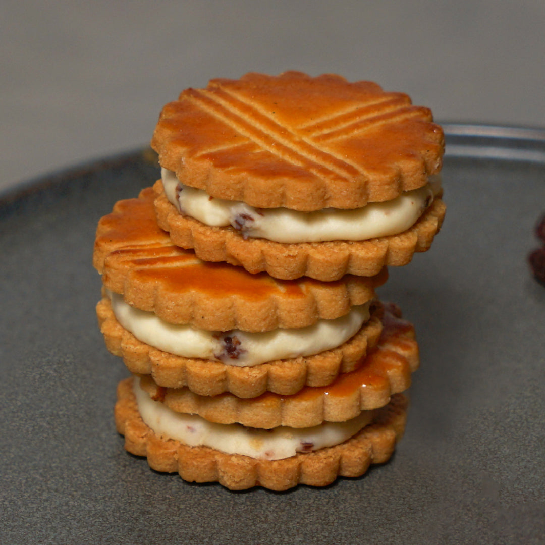 クッキーサンド ラムレーズン ギフト5個入り　◎